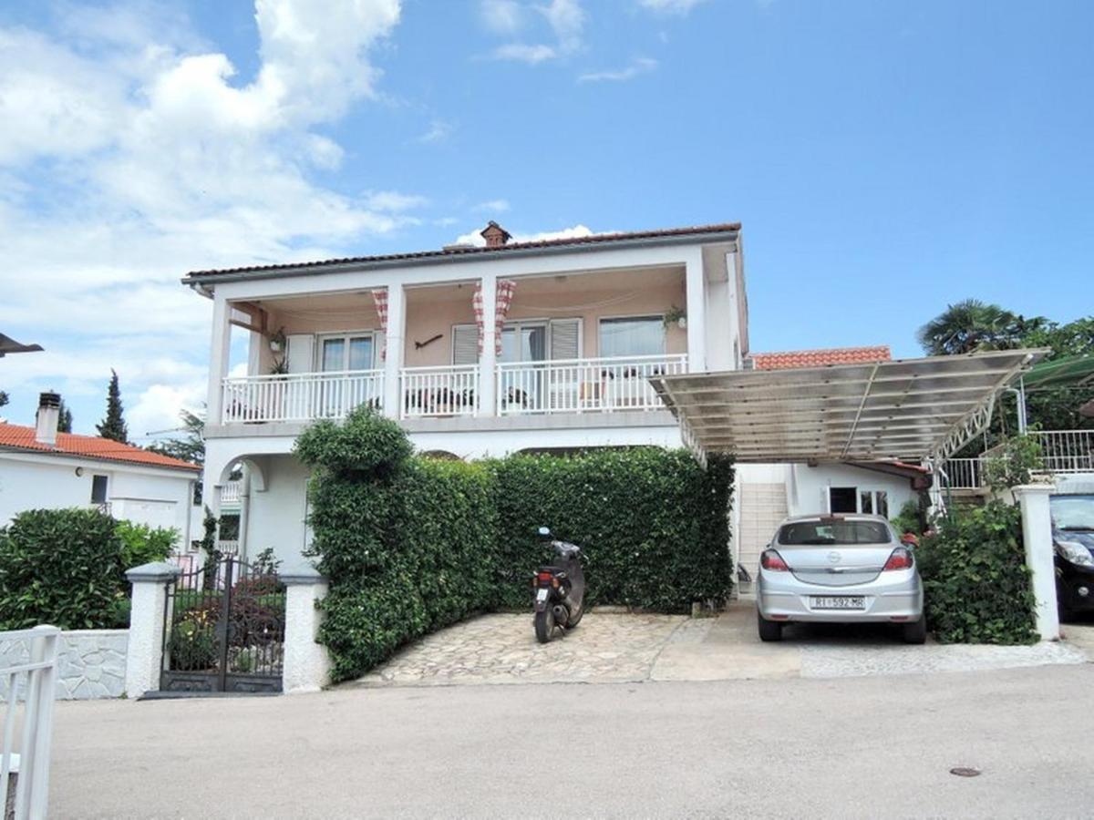 Apartment Near The Sea Judita Malinska Exterior photo